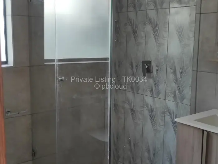 Townhouse/Cluster to Rent in Borrowdale West, Harare