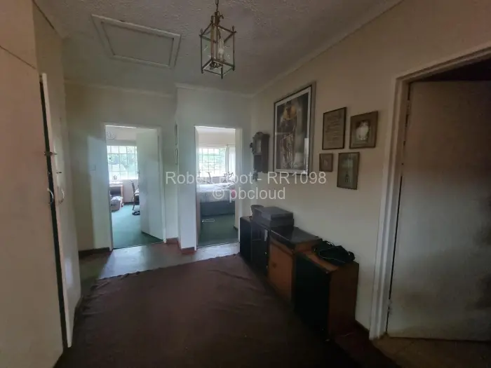 8 Bedroom House for Sale in Glen Lorne, Harare