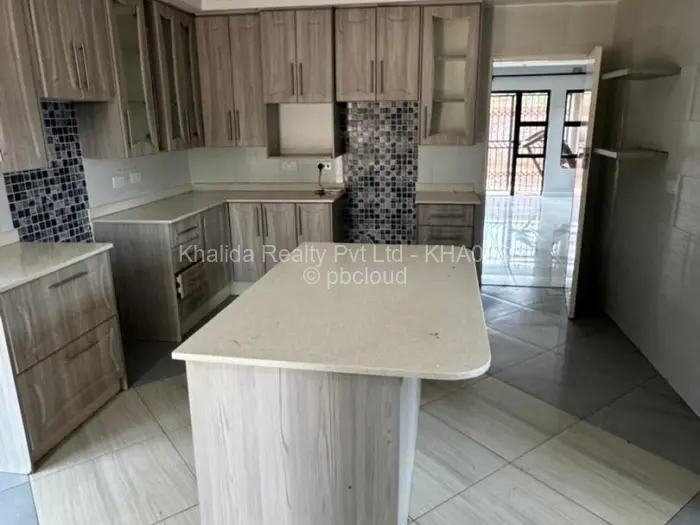 3 Bedroom House to Rent in Rockview, Harare