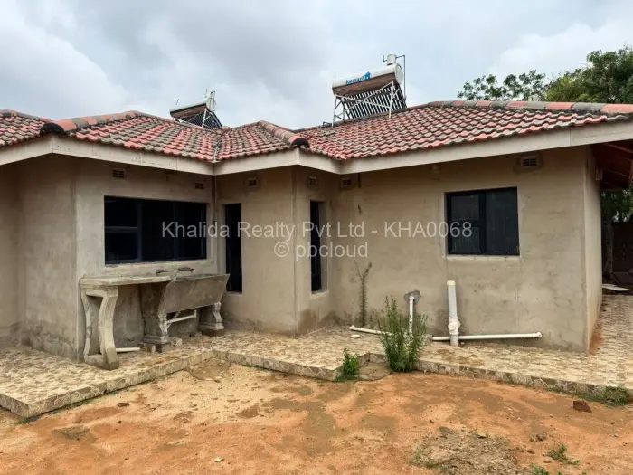 3 Bedroom House to Rent in Rockview, Harare