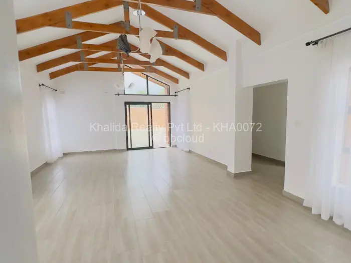 Townhouse/Cluster to Rent in Greendale, Harare