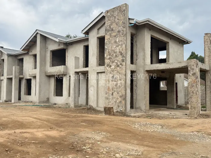 Townhouse/Cluster for Sale in Marlborough, Harare