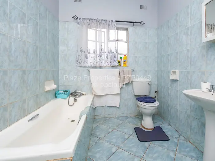 5 Bedroom House for Sale in Helensvale, Harare