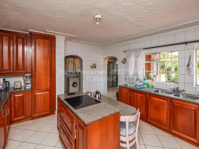 5 Bedroom House for Sale in Helensvale, Harare