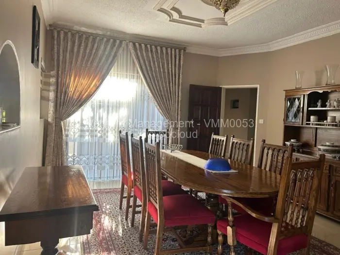 6 Bedroom House to Rent in Glen Lorne, Harare