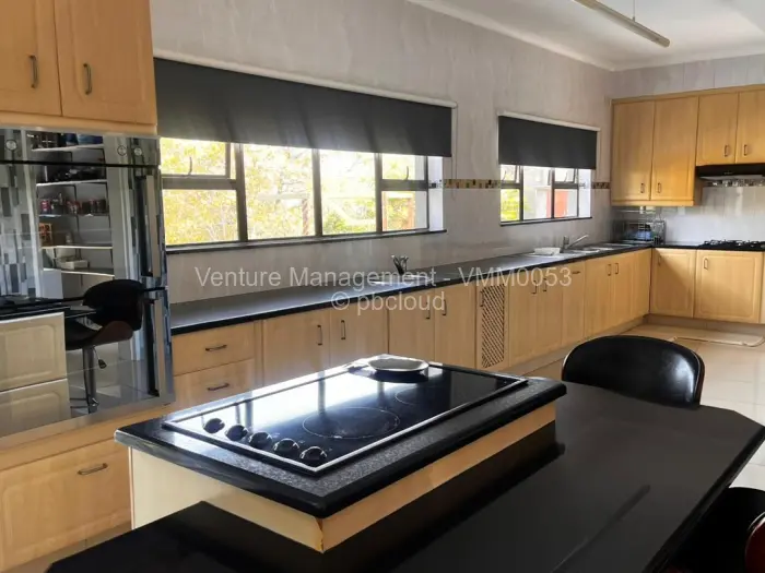 6 Bedroom House to Rent in Glen Lorne, Harare