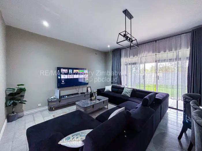 Townhouse/Cluster for Sale in Greendale, Harare