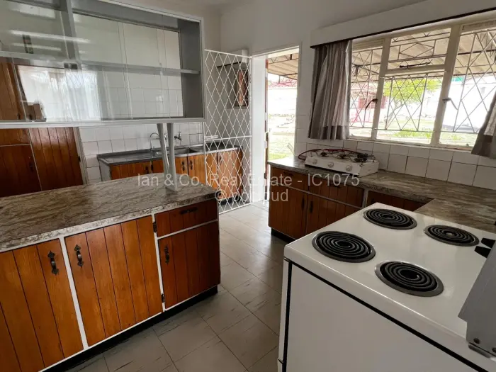 4 Bedroom House for Sale in Woodlands, Bulawayo