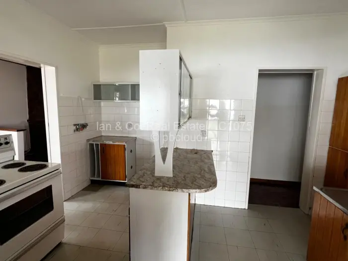 4 Bedroom House for Sale in Woodlands, Bulawayo