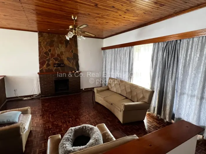 4 Bedroom House for Sale in Woodlands, Bulawayo