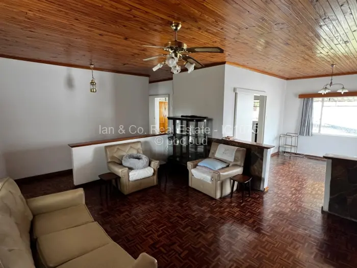 4 Bedroom House for Sale in Woodlands, Bulawayo