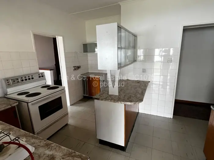 4 Bedroom House for Sale in Woodlands, Bulawayo