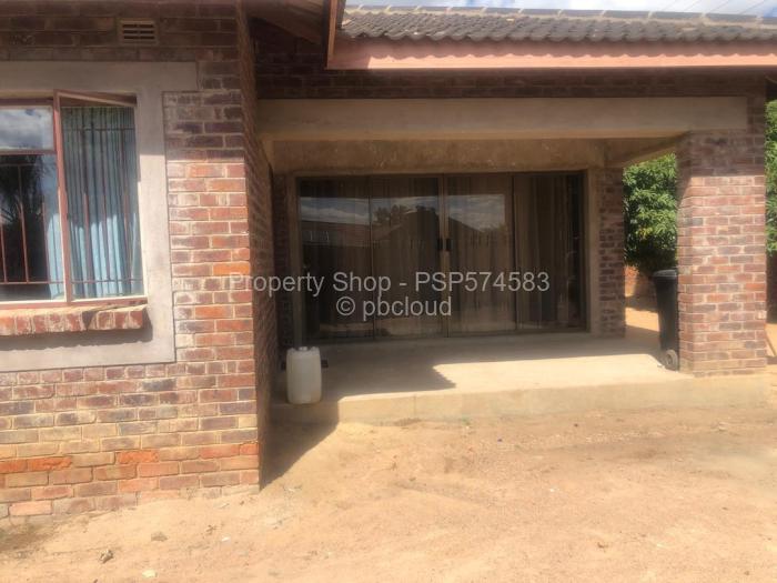 3 Bedroom House to Rent in Mainway Meadows, Harare