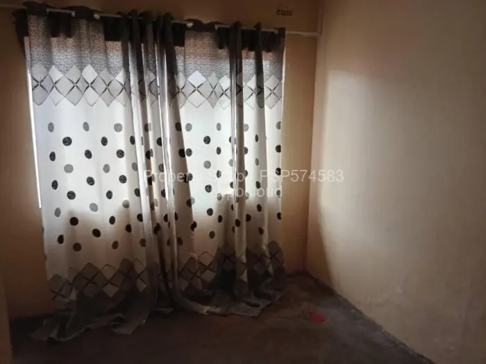 3 Bedroom House to Rent in Mainway Meadows, Harare