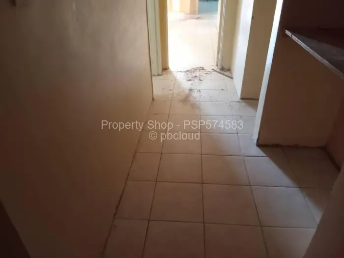 3 Bedroom House to Rent in Mainway Meadows, Harare