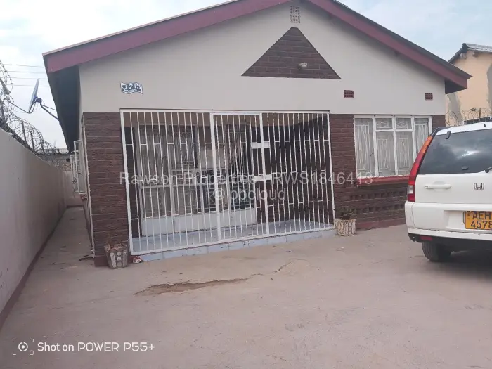 3 Bedroom House for Sale in Chitungwiza, Chitungwiza
