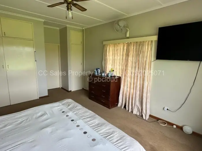 4 Bedroom House for Sale in Burnside, Bulawayo