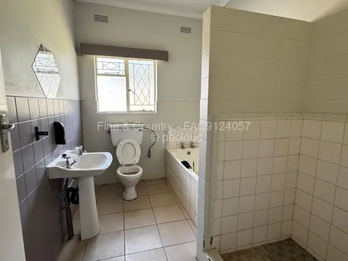 4 Bedroom House to Rent in Mandara, Harare