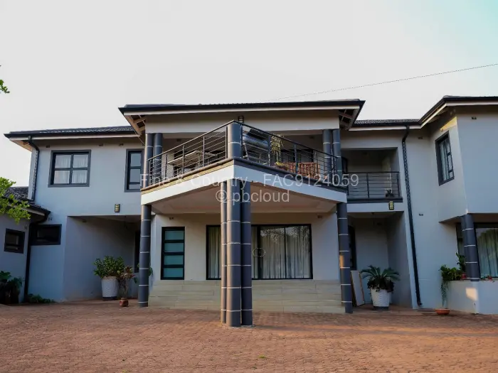 5 Bedroom House for Sale in Shawasha Hills, Harare