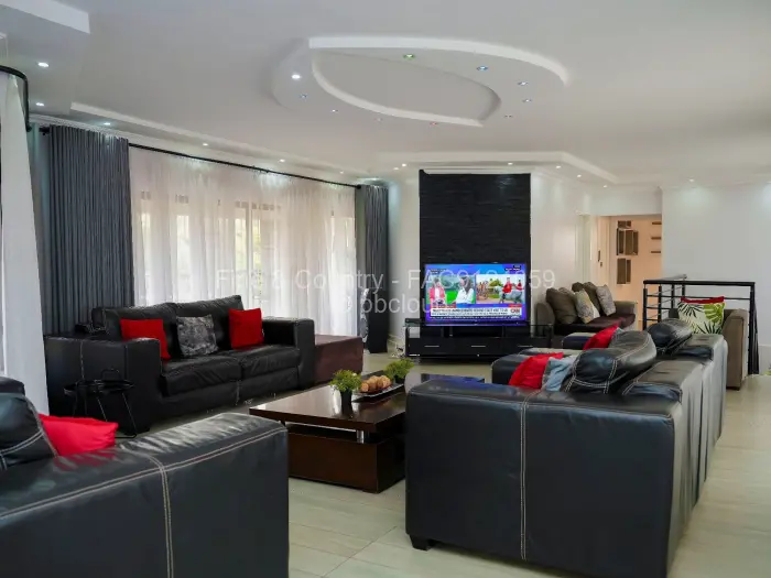 5 Bedroom House for Sale in Shawasha Hills, Harare