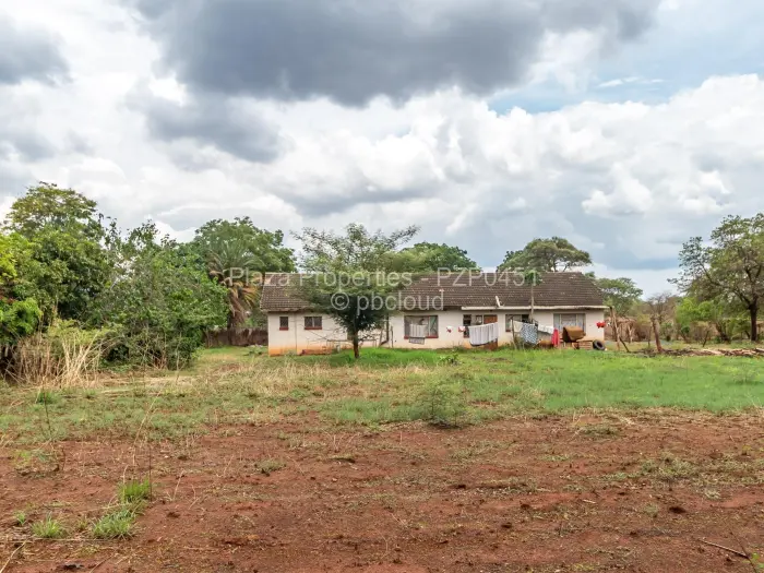 4 Bedroom House for Sale in Chegutu, Chegutu