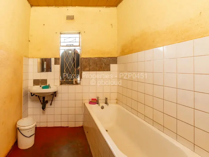 4 Bedroom House for Sale in Chegutu, Chegutu