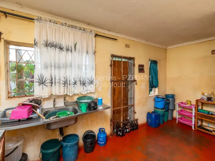 4 Bedroom House for Sale in Chegutu, Chegutu