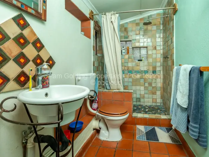 5 Bedroom House to Rent in Avondale, Harare