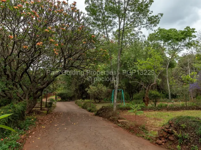 5 Bedroom House to Rent in Avondale, Harare