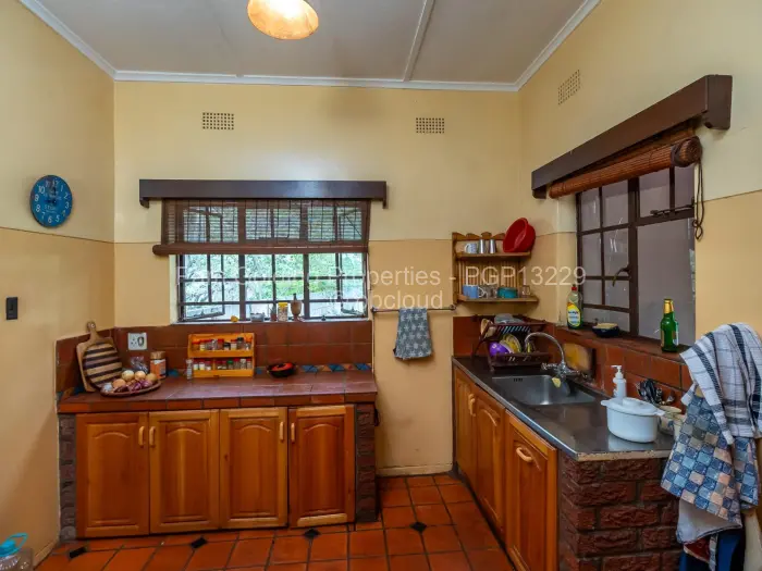 5 Bedroom House to Rent in Avondale, Harare