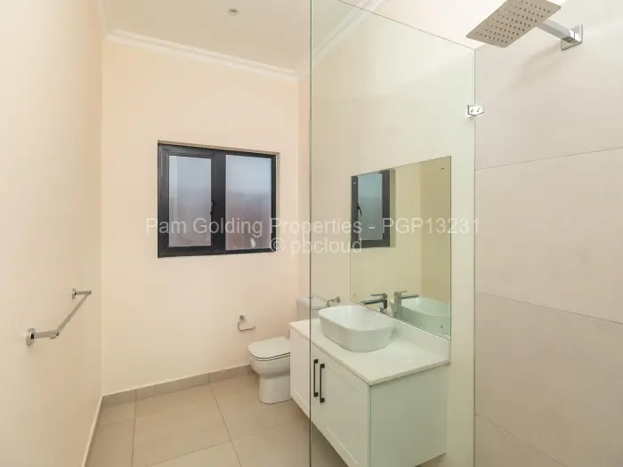 Townhouse/Cluster to Rent in Avondale, Harare