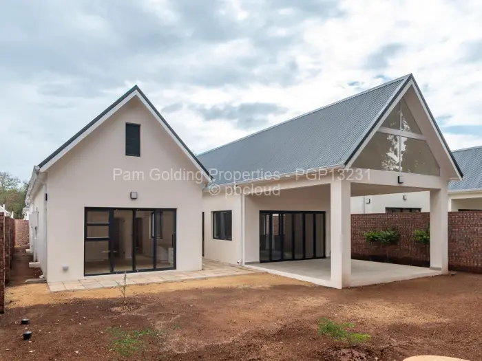 Townhouse/Cluster to Rent in Avondale, Harare
