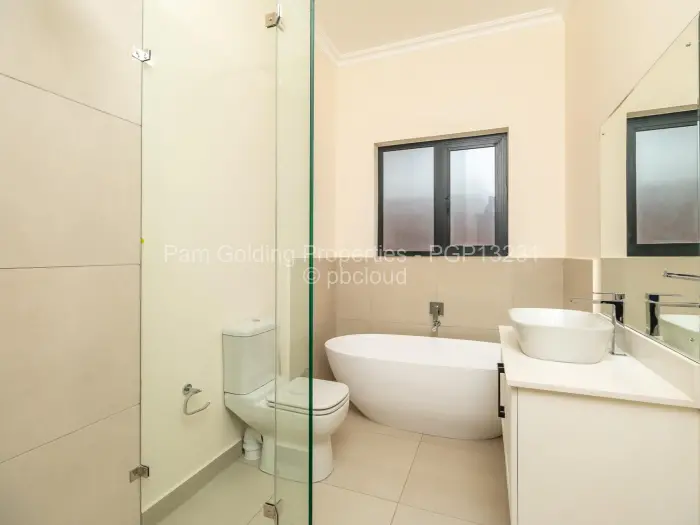 Townhouse/Cluster to Rent in Avondale, Harare