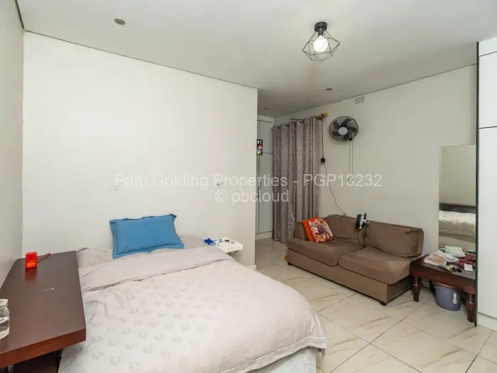 5 Bedroom House for Sale in Mount Pleasant, Harare