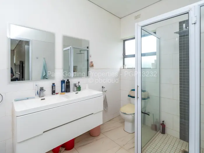 5 Bedroom House for Sale in Mount Pleasant, Harare