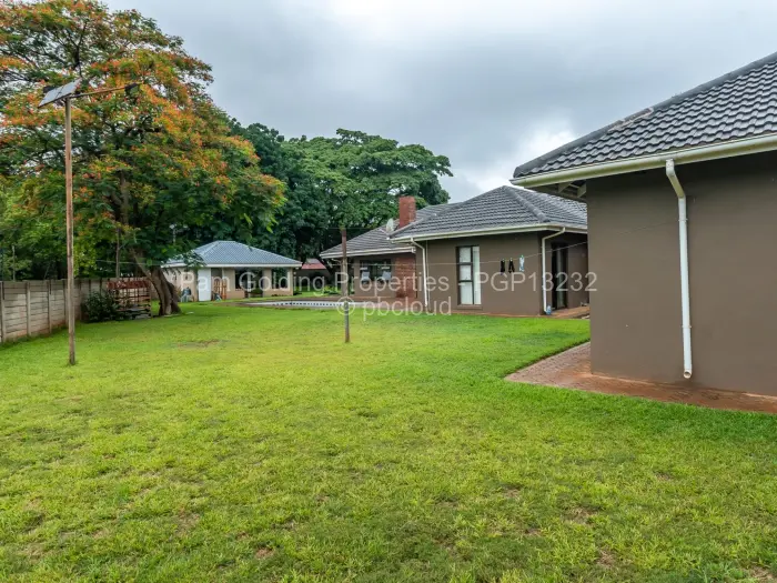 5 Bedroom House for Sale in Mount Pleasant, Harare