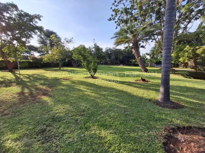 3 Bedroom House for Sale in Mazvikadei, Mazvikadei