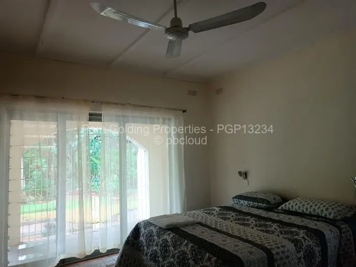 3 Bedroom House for Sale in Mazvikadei, Mazvikadei