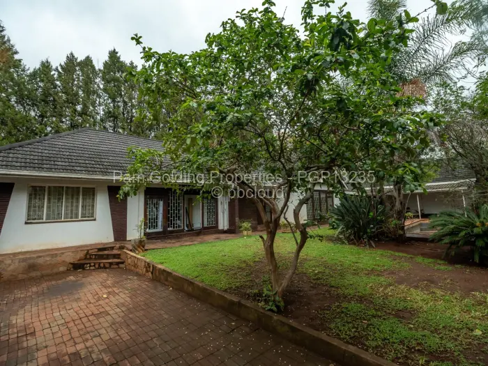 4 Bedroom House for Sale in Emerald Hill, Harare