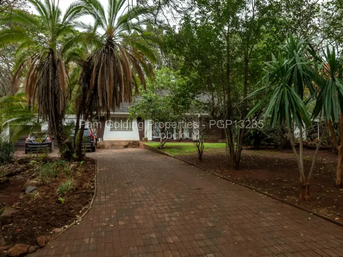 4 Bedroom House for Sale in Emerald Hill, Harare