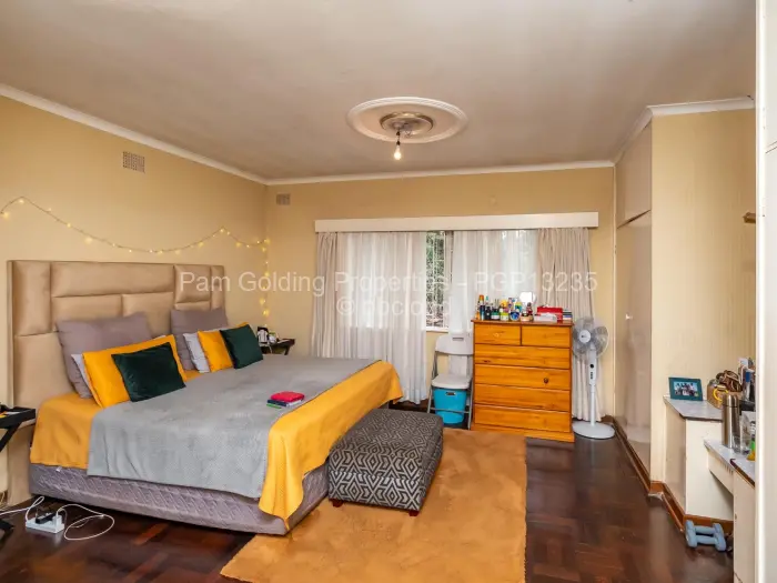 4 Bedroom House for Sale in Emerald Hill, Harare