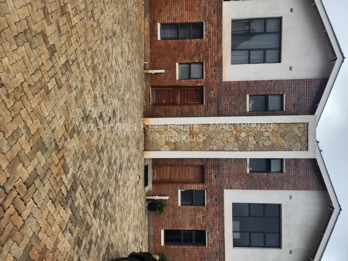 Flat/Apartment for Sale in Helensvale, Harare