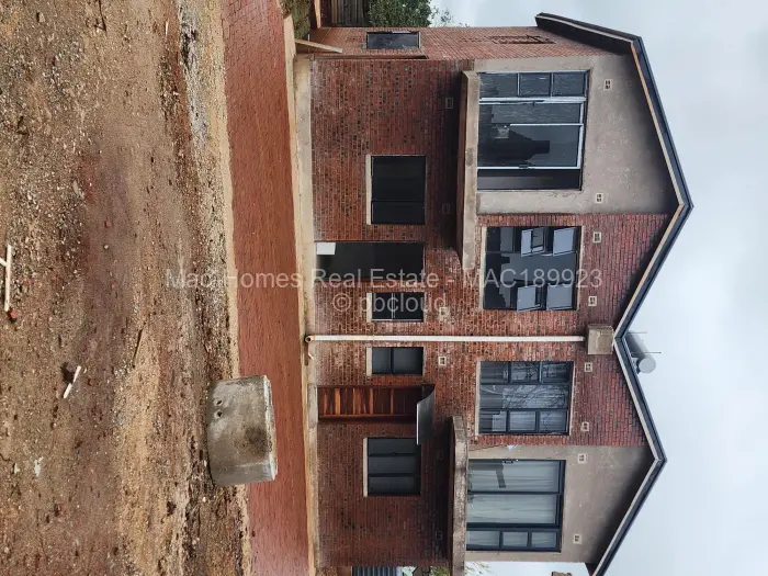 Flat/Apartment for Sale in Helensvale, Harare