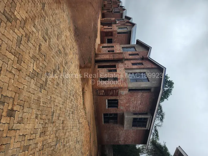 Flat/Apartment for Sale in Helensvale, Harare