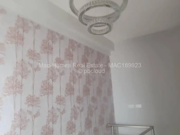 Flat/Apartment for Sale in Helensvale, Harare