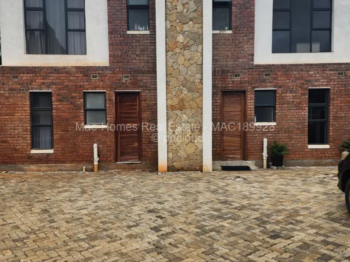 Flat/Apartment for Sale in Helensvale, Harare