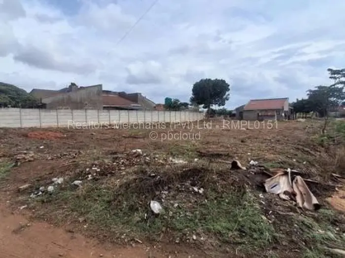 Residential Stand for Sale in Damofalls, Damofalls