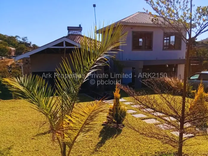 4 Bedroom House for Sale in Crowhill Views, Harare