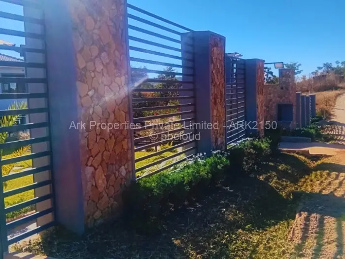 4 Bedroom House for Sale in Crowhill Views, Harare