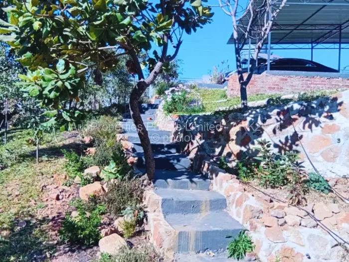 4 Bedroom House for Sale in Crowhill Views, Harare